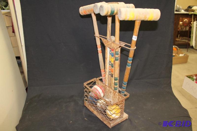 lot 175 image: Croquet Set ...