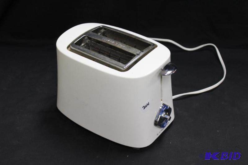 lot 204 image: Toaster ...