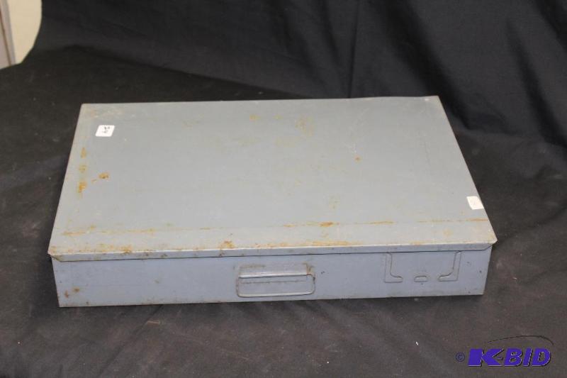 lot 214 image: Sanding Bits Set ...