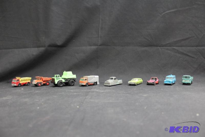 lot 26 image: Vintage Tin 164 Scale Toy Cars, Lesney Match...