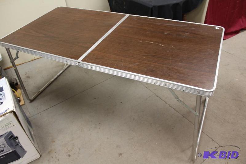 lot 263 image: Folding Card Table ...