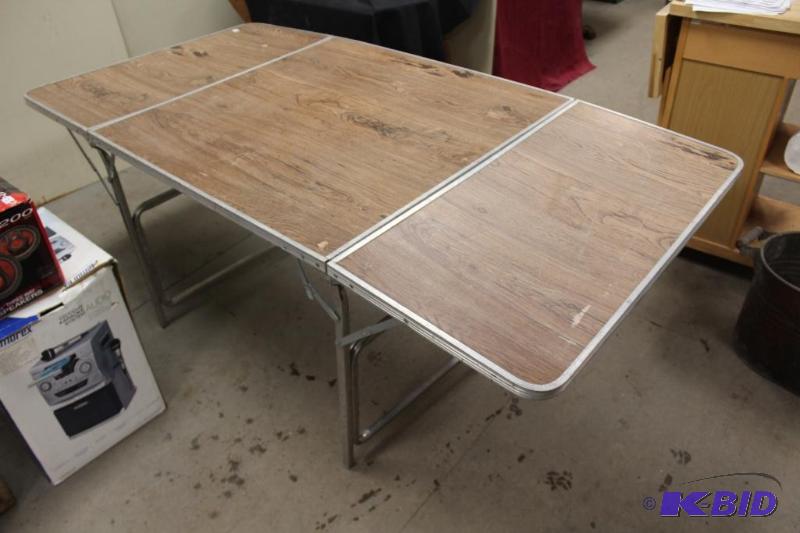 lot 264 image: Folding Card Table...