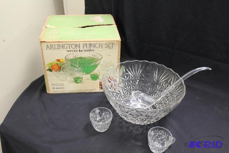 lot 27 image: Arlington Complete Punch Set, Service for 12...