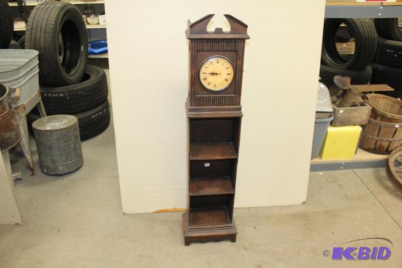 lot 304 image: Miniature&nbspGrand Father Clock Shelf ...