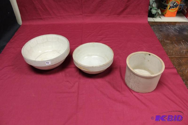 lot 94 image: Vintage Stoneware ...