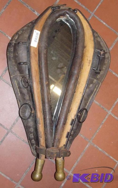 lot 14 image: Ox Yoke Hanging Mirror