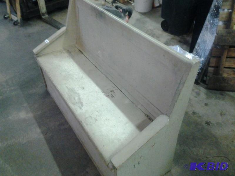 lot 2 image: Antique Mudroom Bench From an old Farmhouse