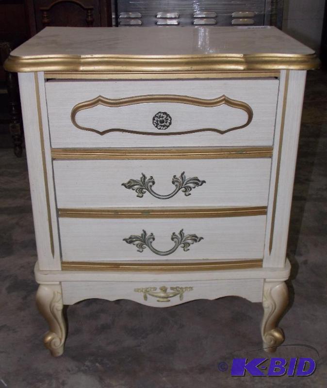 lot 59 image: Vintage French Provincial Night Stand