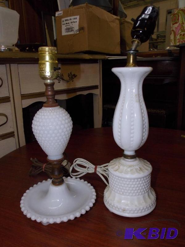 lot 70 image: Lot of (2) Vintage Milk Glass Lamps
