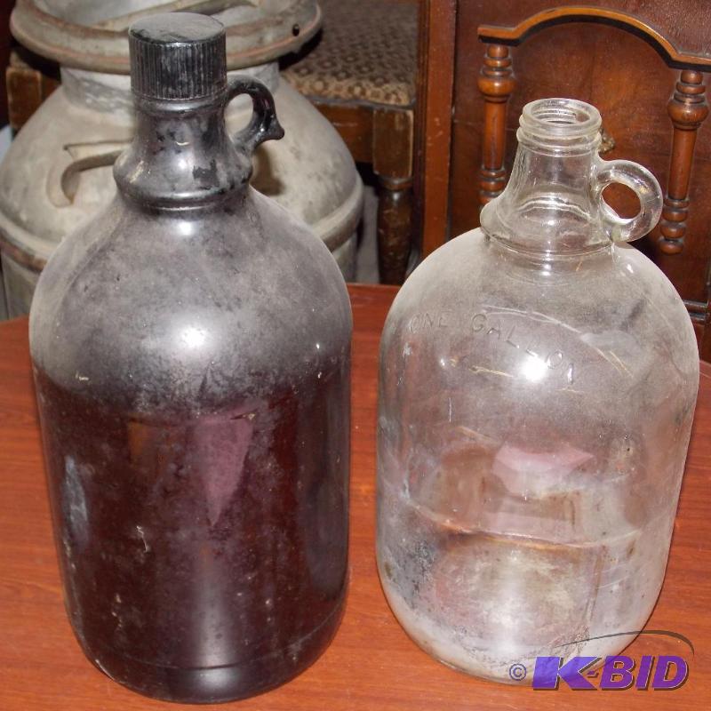 lot 84 image: Lot of (2) Vintage Glass Gallon Jugs