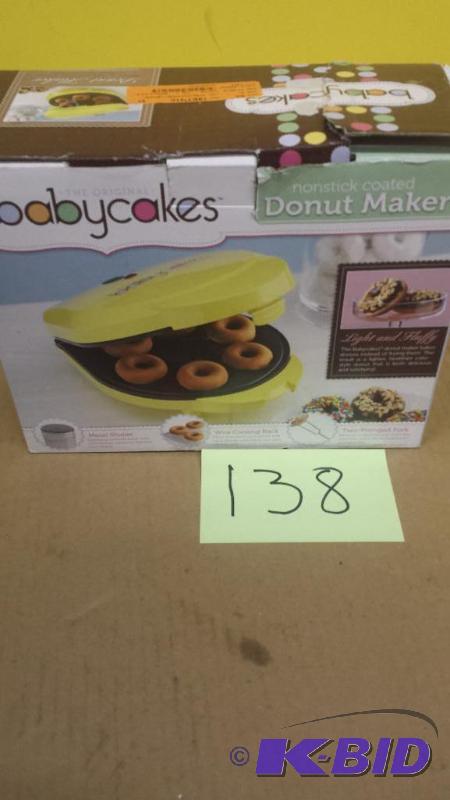 lot 138 image: Babby Cakes Donut Maker
