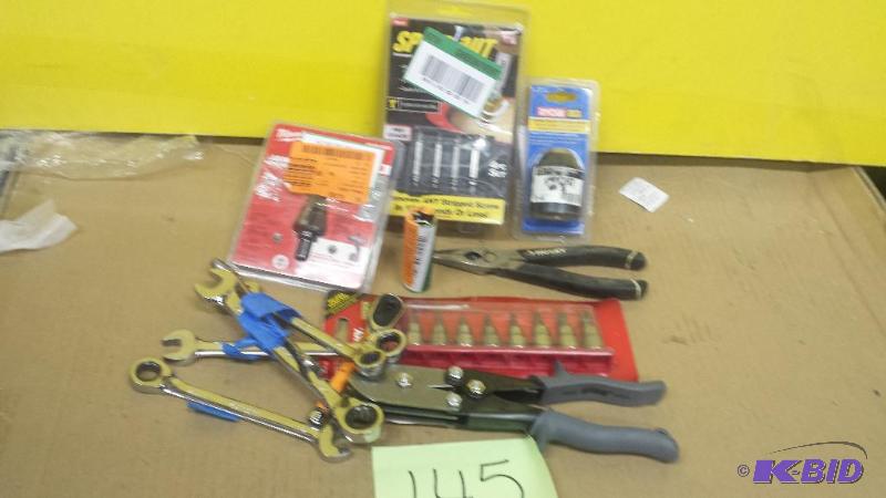 lot 146 image: Lot of Tools