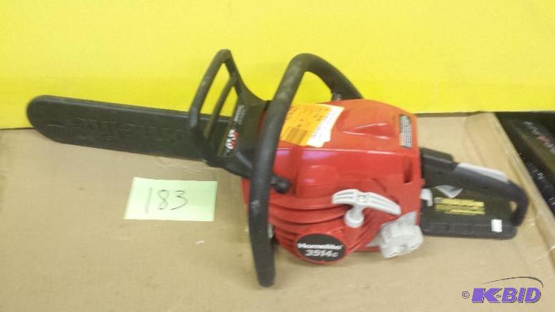 lot 183 image: Homelite 14in Chainsaw