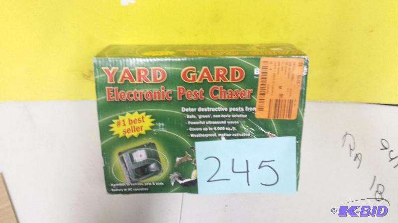 lot 199 image: Yard Guard Electronic Pest Chaser