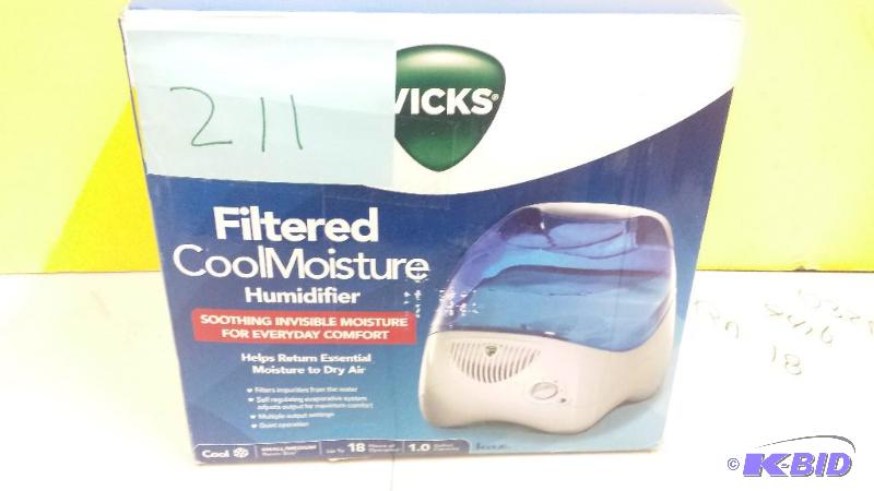 lot 211 image: Vicks Filtered CoolMoisture