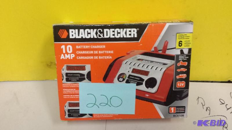 lot 220 image: Black & Decker 10 amp Battery Charger