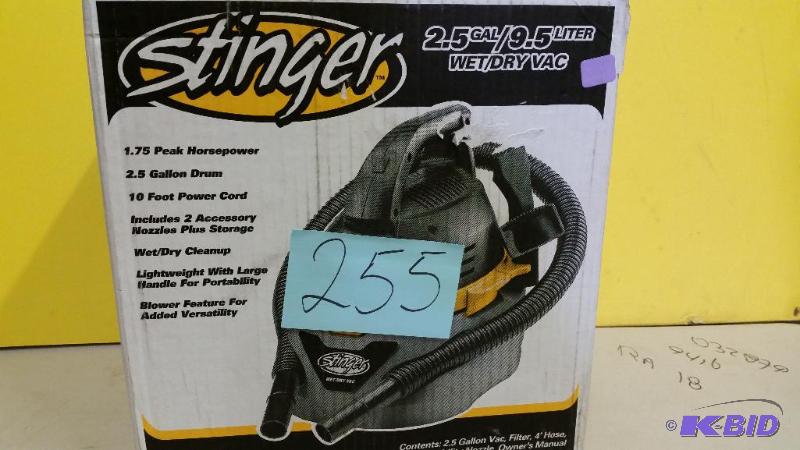 lot 255 image: Stinger 2.5 gal WetDry Vac