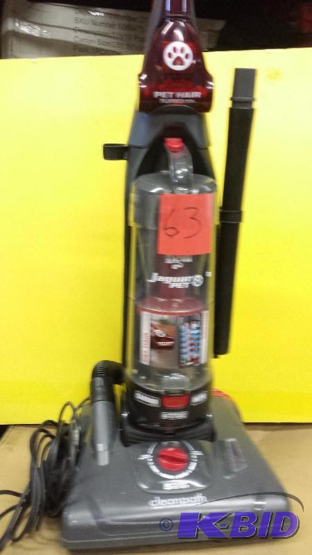 lot 63 image: Dirt Devil Clearpath Vacuum