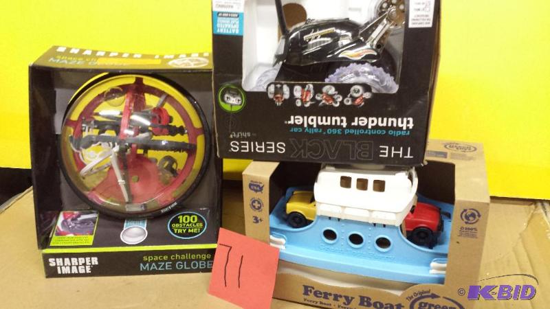 lot 71 image: Lot of Toys