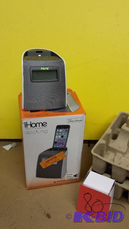 lot 80 image: IHome Docking Station