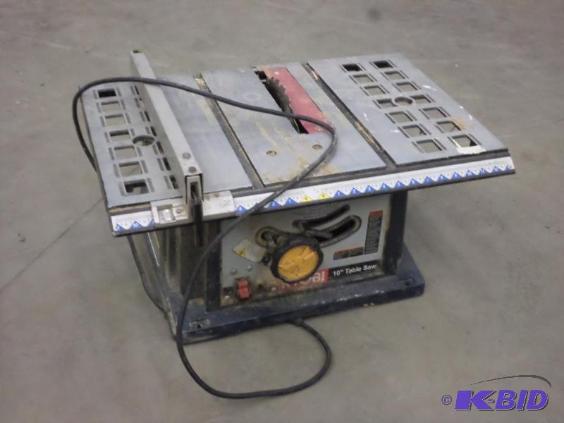 lot 111 image: Ryobi 10" Tablesaw, Works...