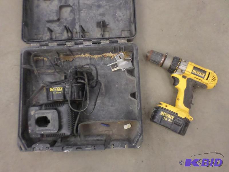 lot 114 image: DeWalt 14.4Volt XRP Cordless Drill Set...