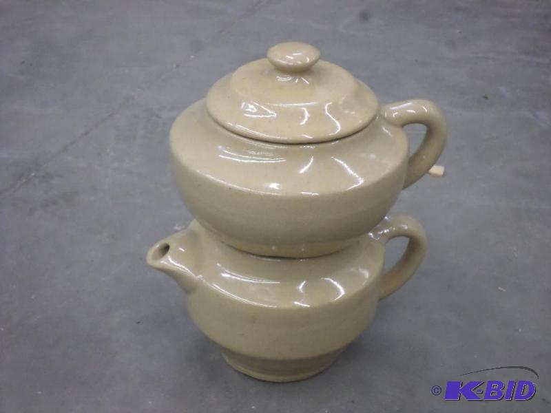 lot 123 image: Like New TeaCoffee Drip Pot Set...