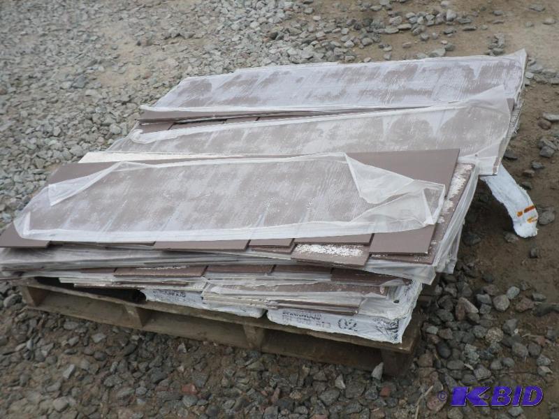 lot 14 image: Pallet Of (4) Bundles Of Timberline Shingles ...