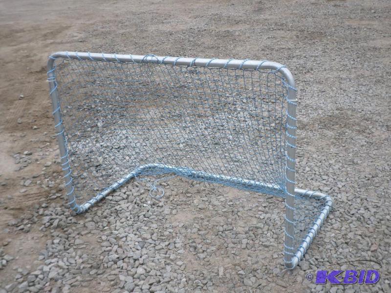 lot 26 image: Aluminum Framed Hockey Net...