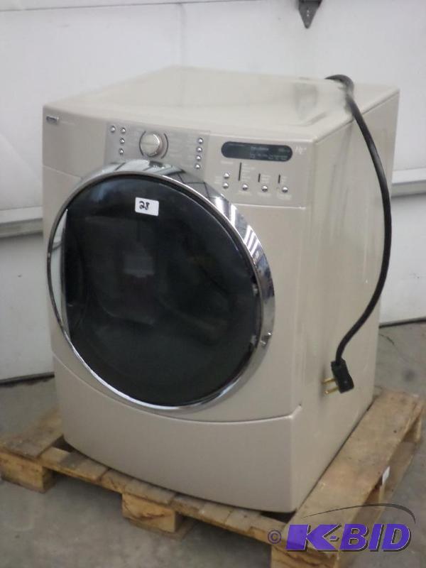 lot 28 image: Like New Kenmore Elite HE5 QuietPak9 230Volt ...