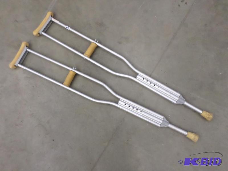 lot 50 image: Set Of Aluminum Crutches...