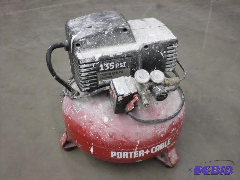 lot 59 image: Porter Cable 135PSI 6-Gallon Air Compressor...