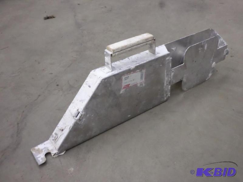 lot 66 image: Walboard Taping Gun...