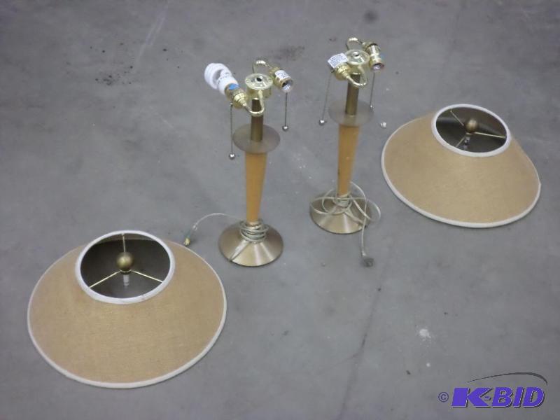 lot 69 image: (2) Matching Table Lamps...