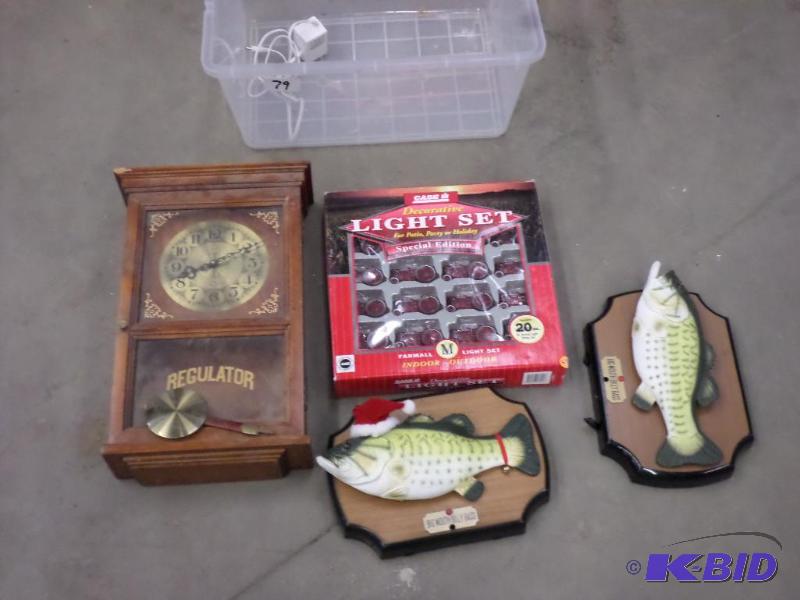 lot 79 image: Tote Of (2) Billy Bass, (1) New Case Tractor...