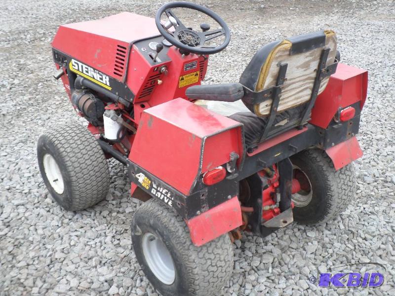 Steiner Model 420 Commercial Hydrostatic AWD ... | Loretto Equipment ...