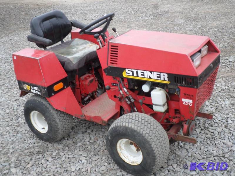 Steiner Model 420 Commercial Hydrostatic AWD Loretto Equipment