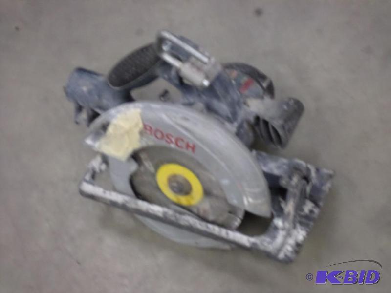 lot 83 image: Bosch 7.25" Circular Saw...