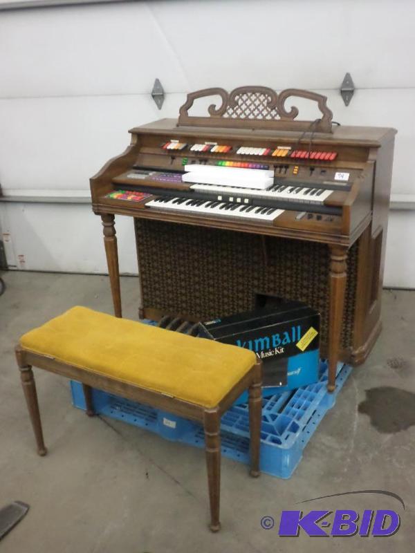 lot 94 image: Syntha-Swinger 1100 Electric Organ With Bench...