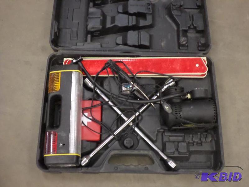 lot 98 image: Roadside Emergency Kit...