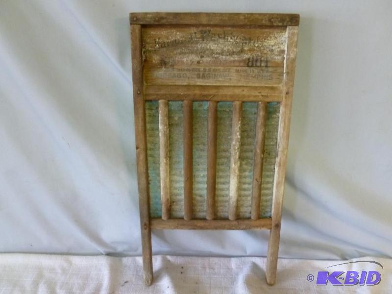 lot 100 image: Vintage National Washboard Co. - Brass Washbo...