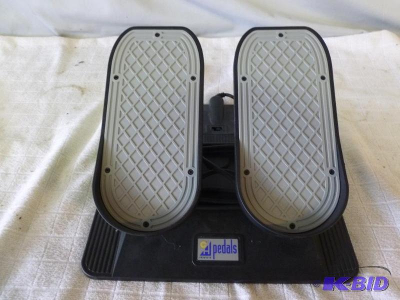 lot 112 image: CH Products Computer Foot Pedal Controls.&nbs...