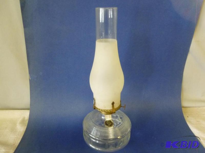 lot 130 image: Lamplight Farms oil lamp that measures about ...