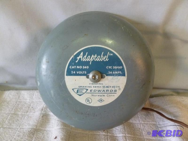 lot 97 image: Vintage Edwards - Adaptabel model 340&nbspha...