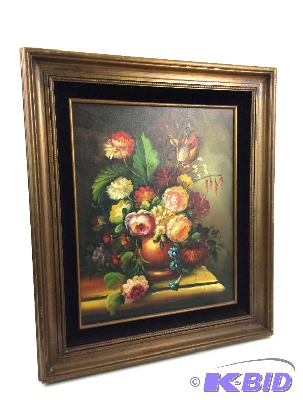 lot 30 image: Original Framed Oil on Canvas of Flowers.  Canvas is 16X 20, Frame is 23 X 26 34