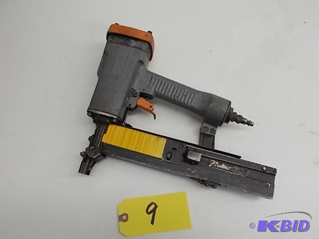 Paslode Stapler, Works...
