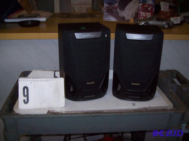 Pair of Panosonic Speakers...