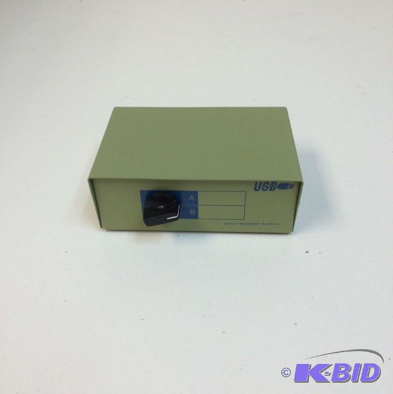 lot 21 image: Unbranded USB Data Transfer Switch Not teste...