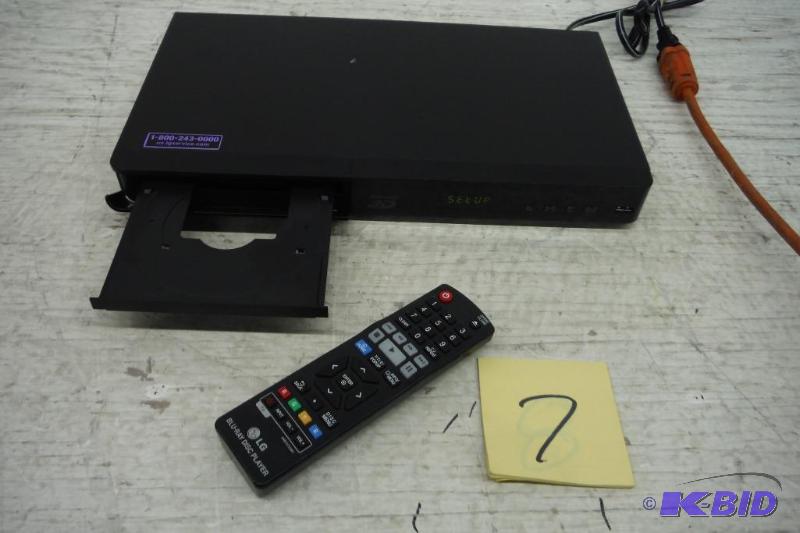lot 7 image: LG Electronics BP530 3D Blu-ray Disc Player with Wi-Fi