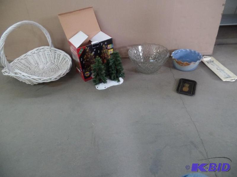 Decorative Pieces